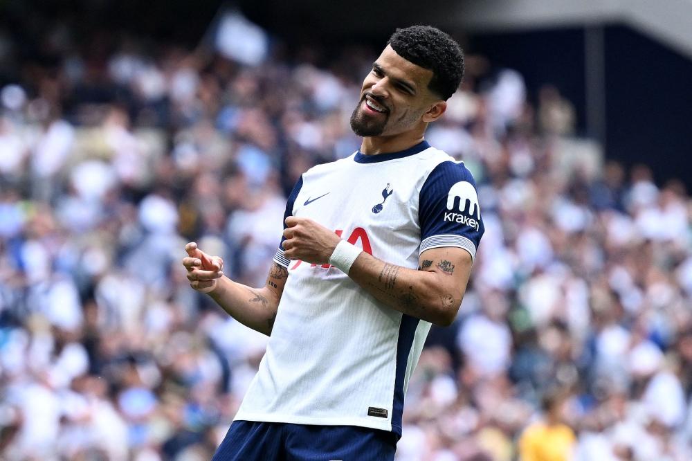 卡萨诺盛赞劳塔罗：他已经4年没去休假了，批评他的人真无知