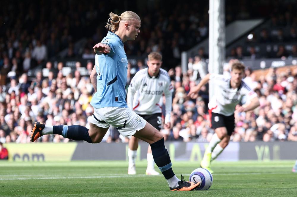 发布会变感谢会，李霄鹏赛后向各方致谢