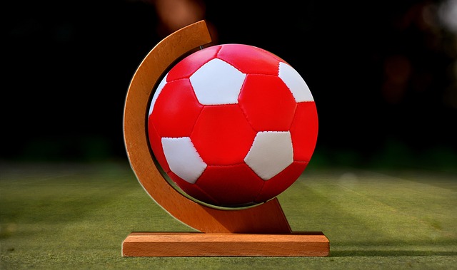 李贤重：五棵松气氛很棒，中国是很棒的对手&向中国致敬