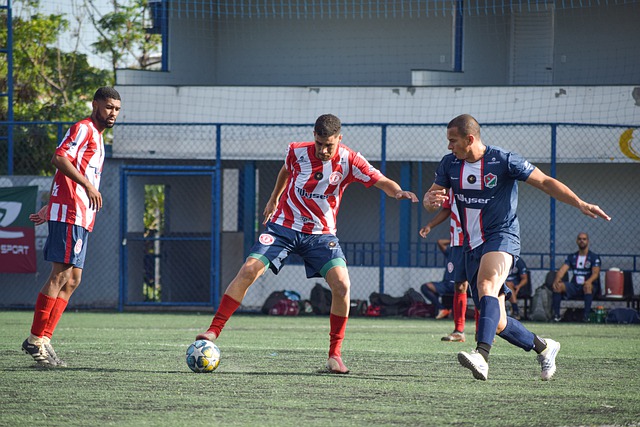 日本足协官方：铃木彩艳因伤缺席本月名单，野泽大志替补入选