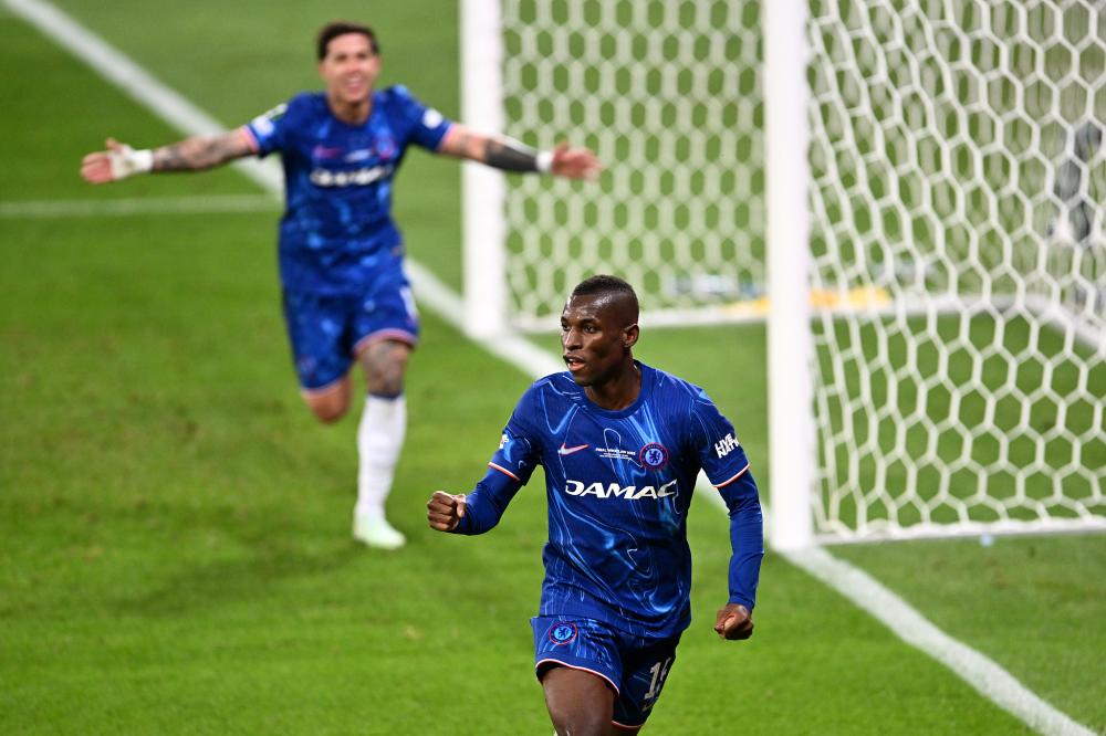 德天空：尤文关注匈牙利20岁中场托特，球员身价1500万欧